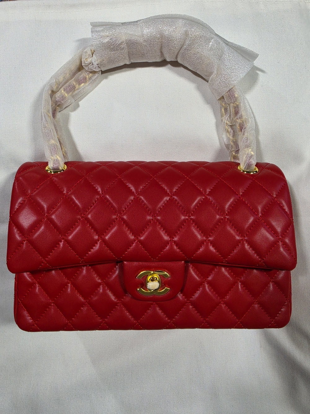 Classy & Chic Quilted Red Shoulder Bag with Gold Hardware